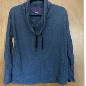 Cowl neck athletic too